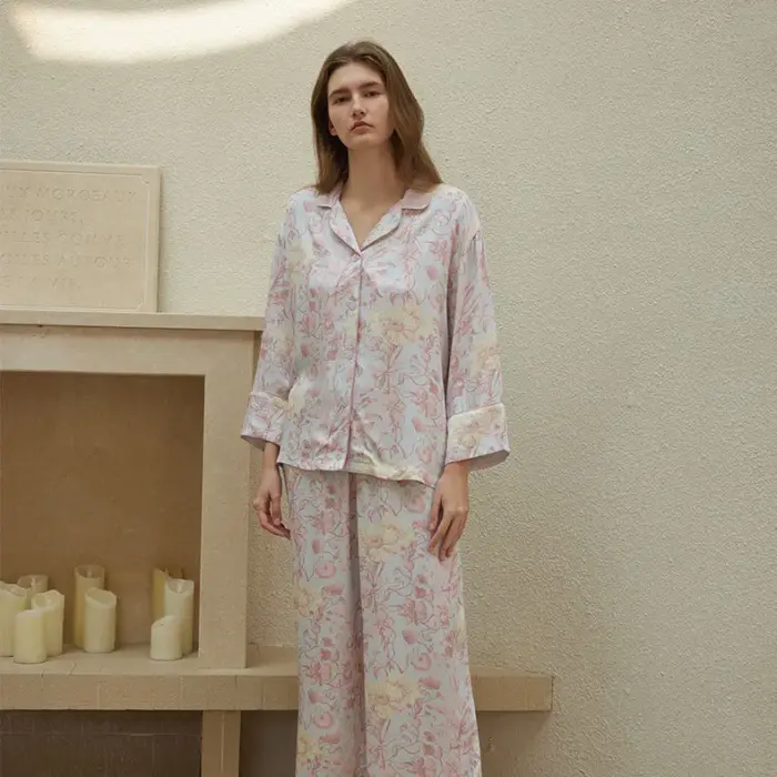 Women’s Floral Satin Pajamas Set – Long Sleeve Silk-Feel Sleepwear