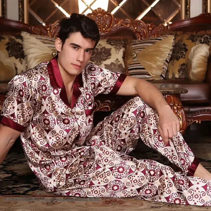 Men’s Short-Sleeve Satin Pajama Set with Geometric Print